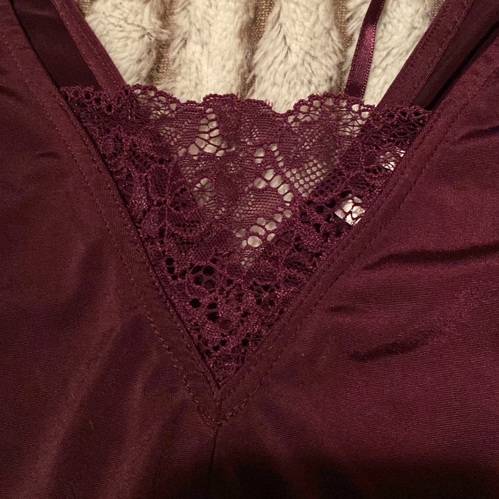 One piece - Picture 2 of 6